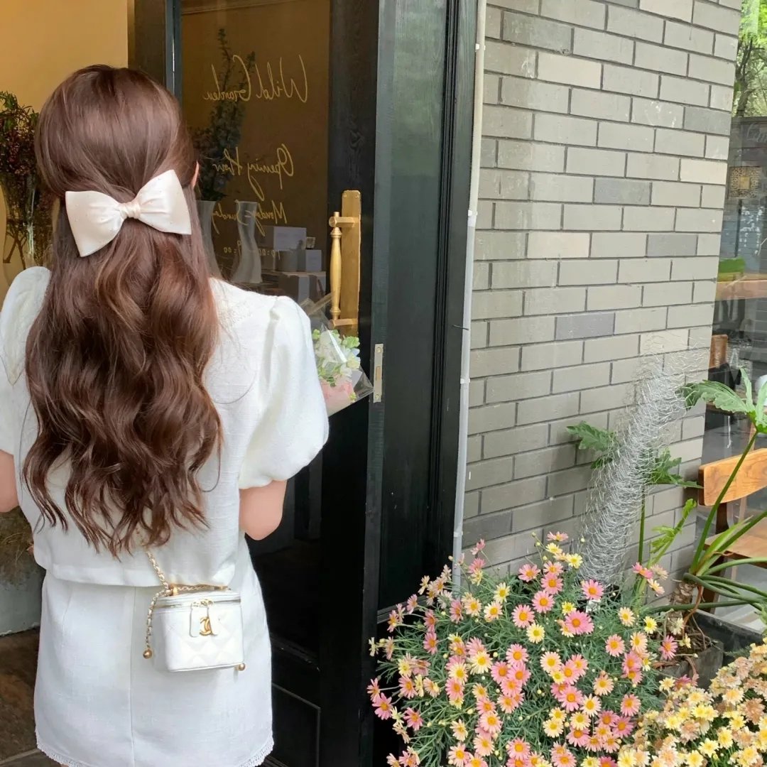 潇洒上枝头